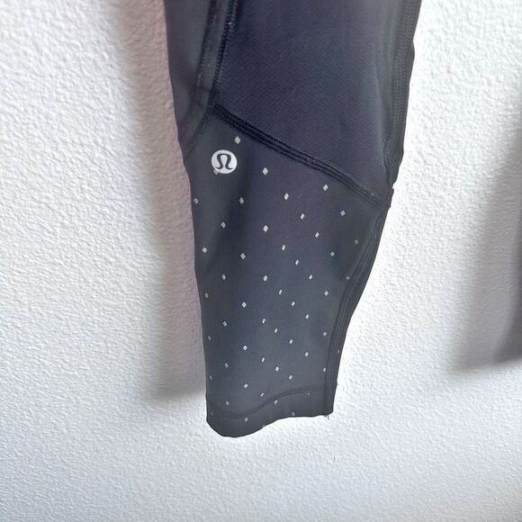 EUC Lululemon polka dot wunder under gold dot accents‼️must bundle no discount‼️ - Picture 6 of 9